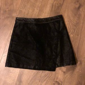Black skirt